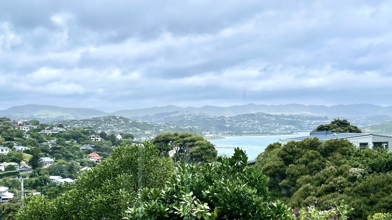 63 Gordon Road, Plimmerton, Porirua - Carousel 1