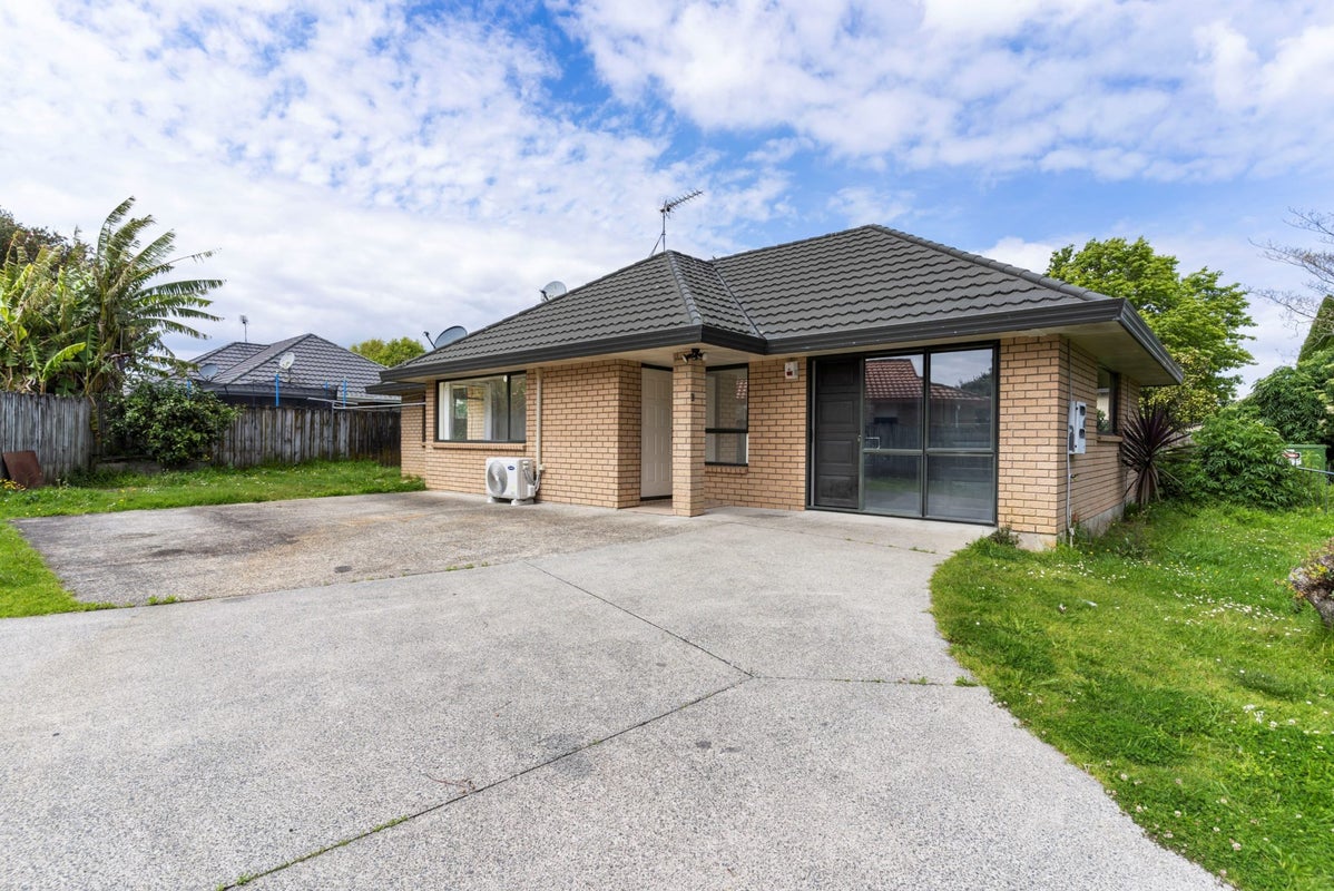 3 Regalwood Place, Favona, Auckland - Carousel 2