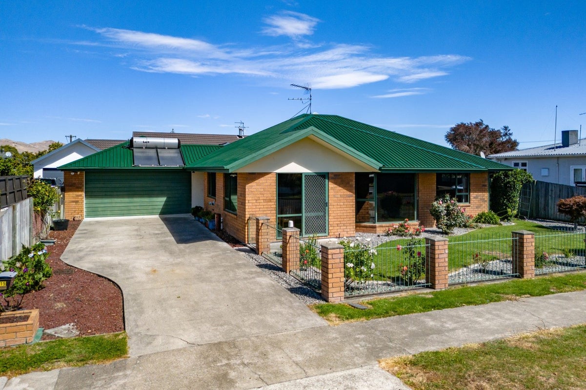 15 Pitchill Street, Mayfield, Blenheim - Carousel 1
