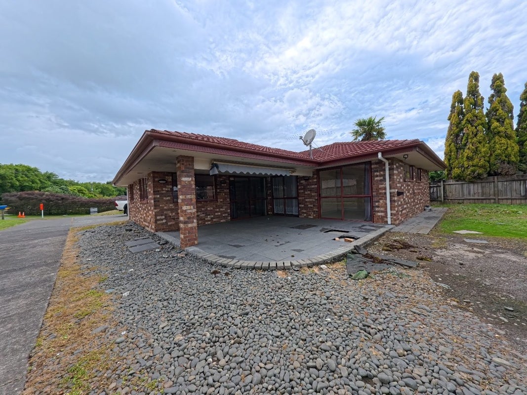 593 Great South Road, Rosehill, Papakura - Carousel 19