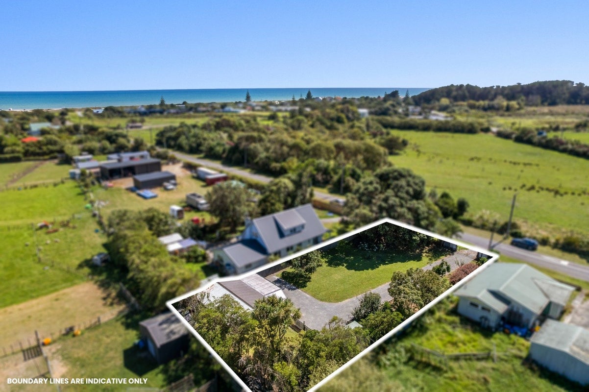55 Atkinson Avenue, Otaki Beach, Otaki - Carousel 16
