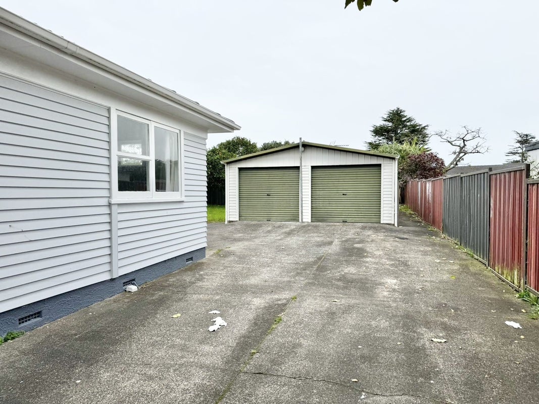 4 Proctor Place, Mangere, Auckland - Carousel 2