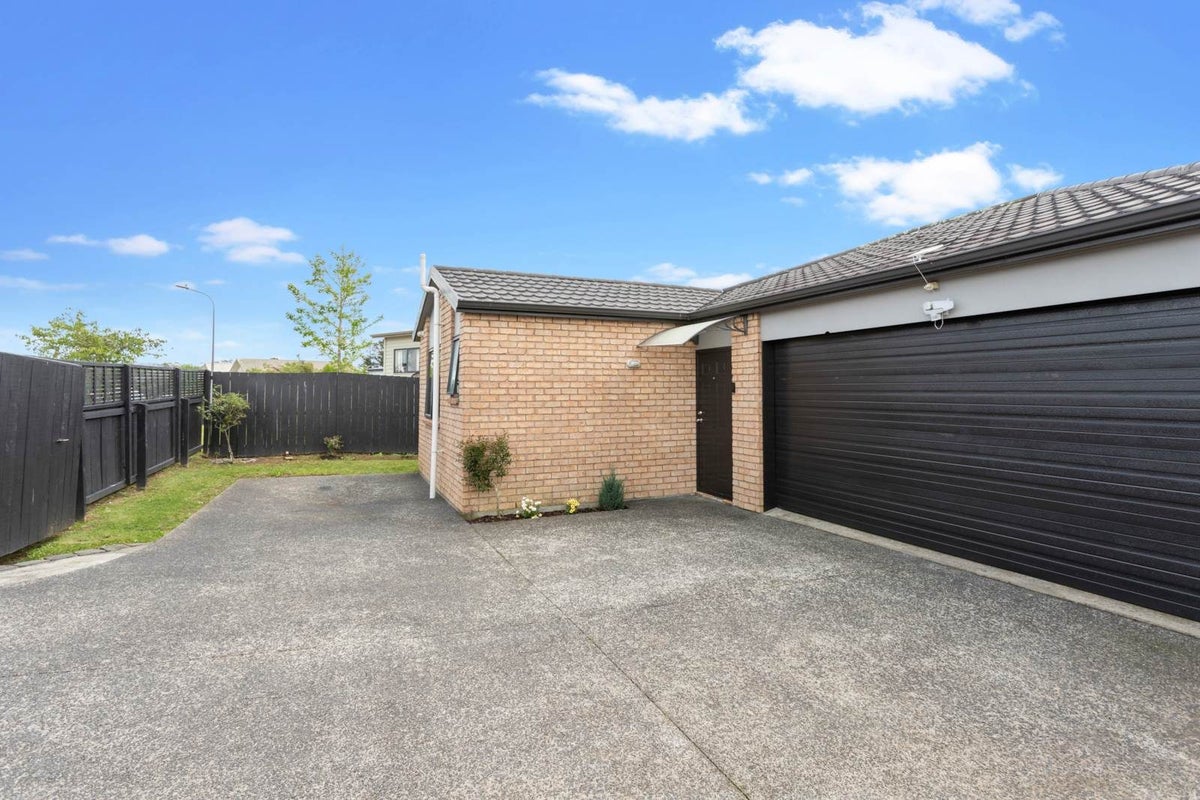3 Titch Place, Glen Eden, Auckland - Carousel 2
