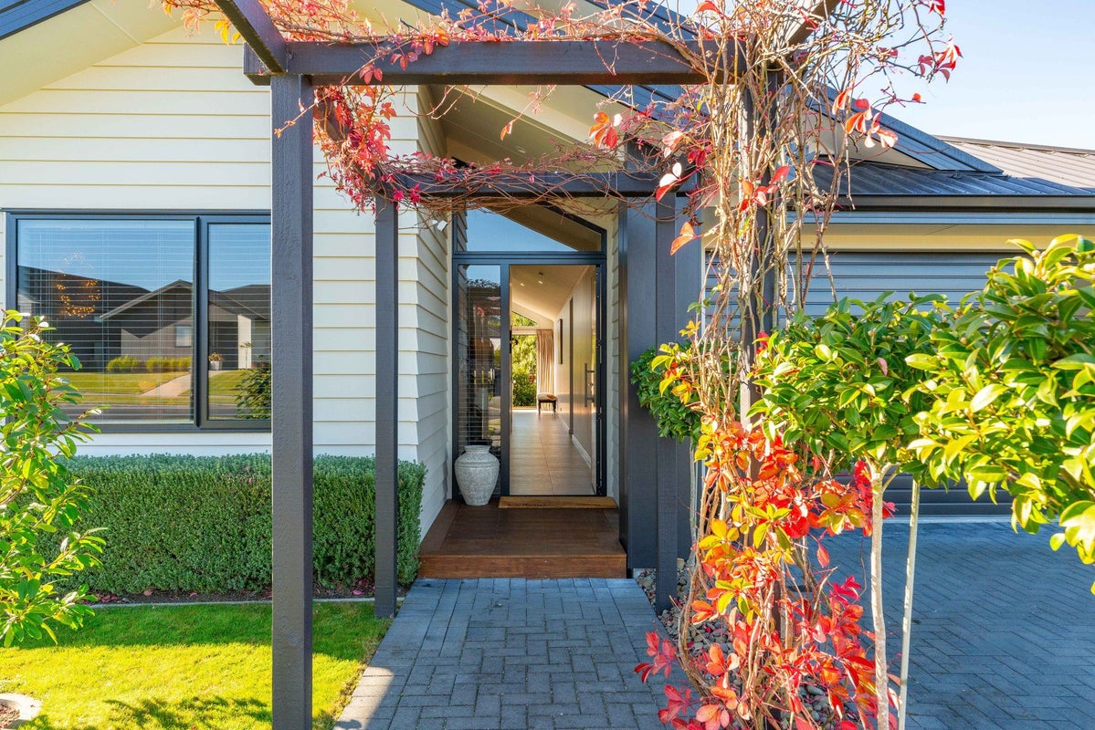 20 Penny Grove, Nukuhau, Taupo - Carousel 1