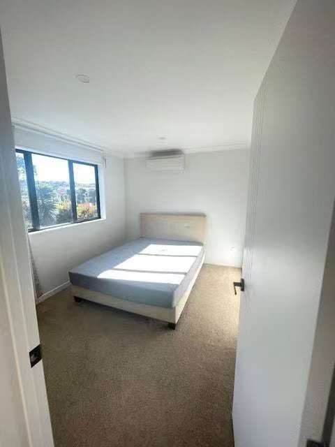 1/4 Anne Road, Hillcrest, Auckland - Carousel 8