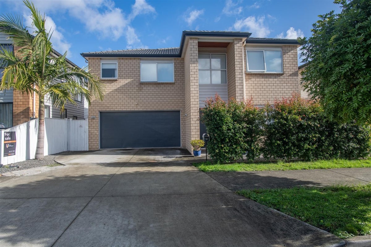 45 Rosewell Crescent, Flat Bush, Auckland - Carousel 1