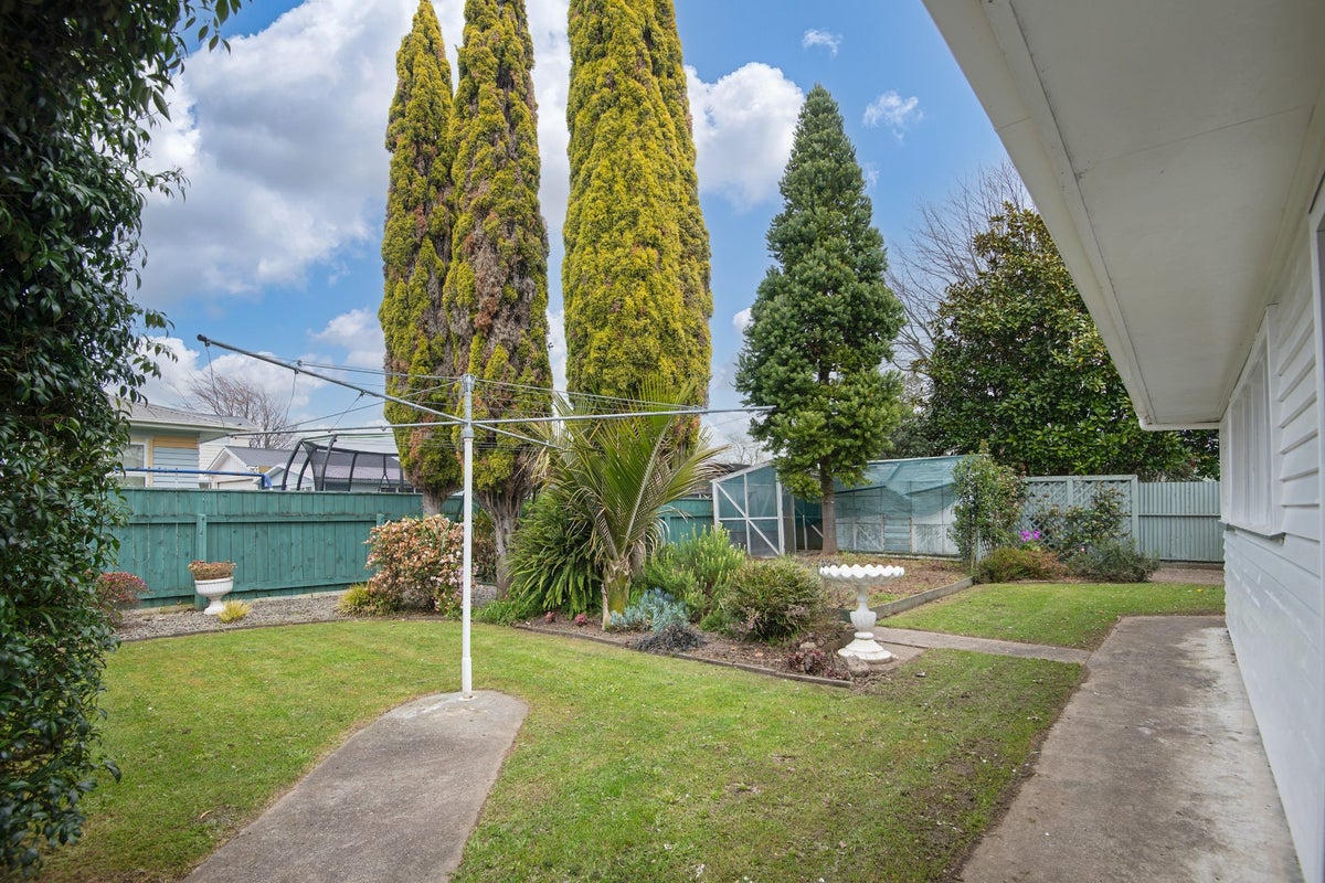 33 Swansea Street, Hokowhitu, Palmerston North - Carousel 2