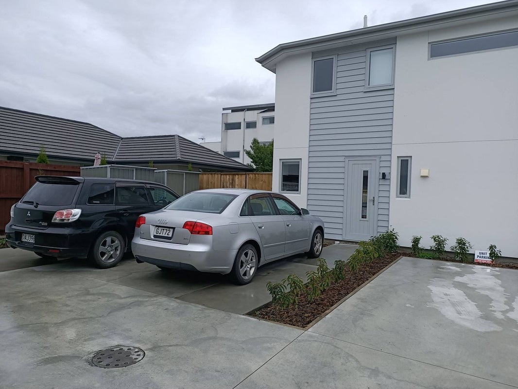 4/24 Heywood Terrace, Richmond, Christchurch - Carousel 1