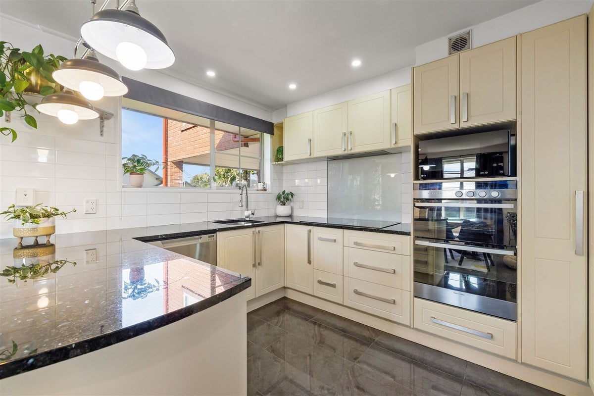 68B Glenmore Avenue, Casebrook, Christchurch - Carousel 1