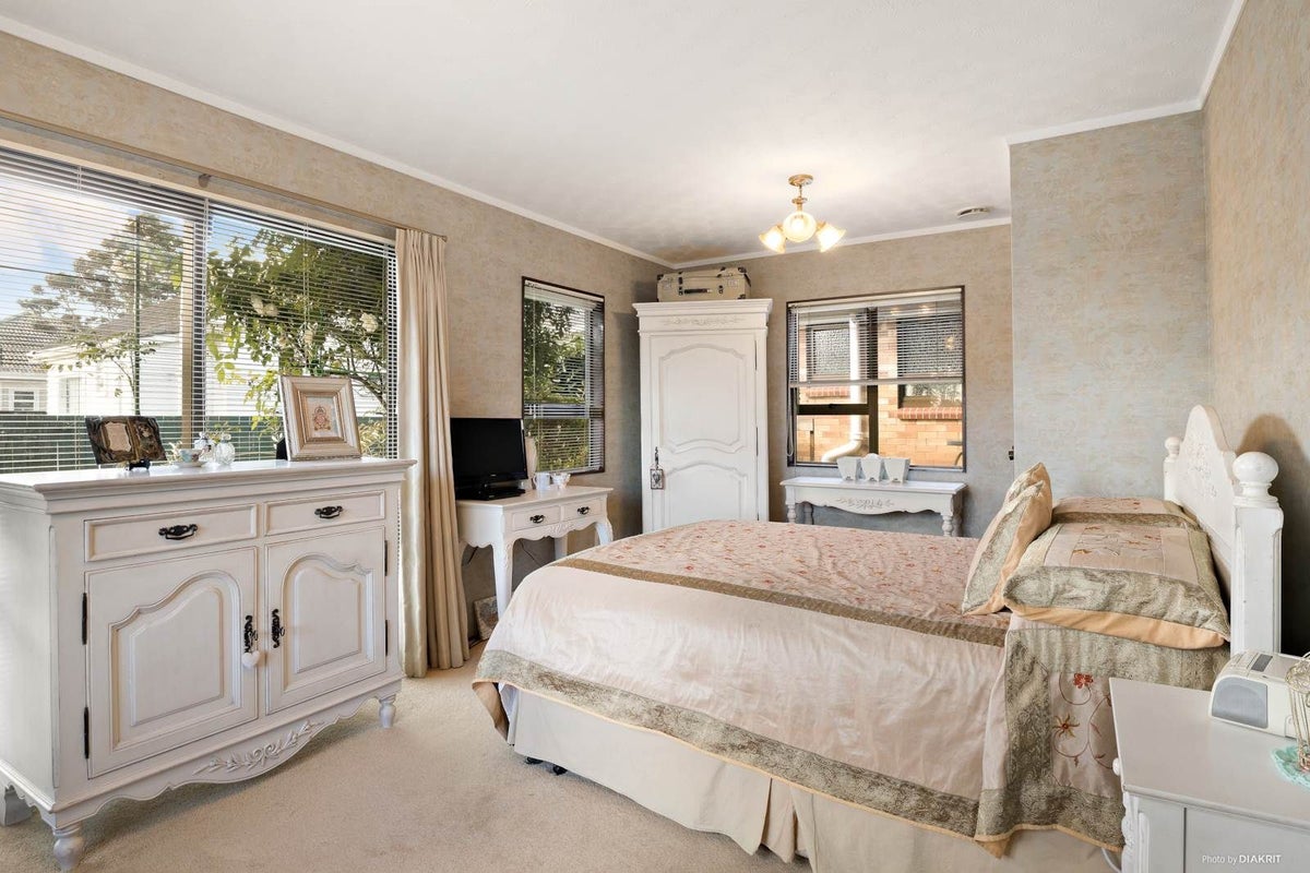 17 Great South Road, Papatoetoe, Auckland - Carousel 25
