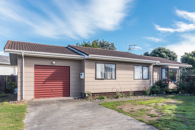 107 Queens Road, Waikanae Beach, Waikanae - Carousel 11
