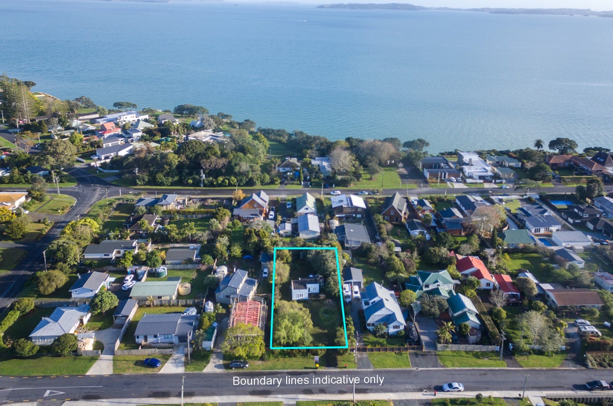 102 Third View Avenue, Beachlands, Auckland - Carousel 1