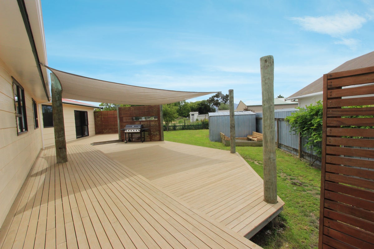 12 Fell Street, Grovetown, Blenheim - Carousel 1