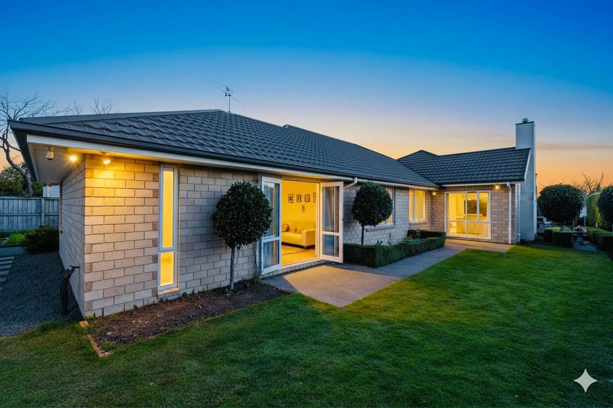 57 Westpark Drive, Burnside, Christchurch - Carousel 2