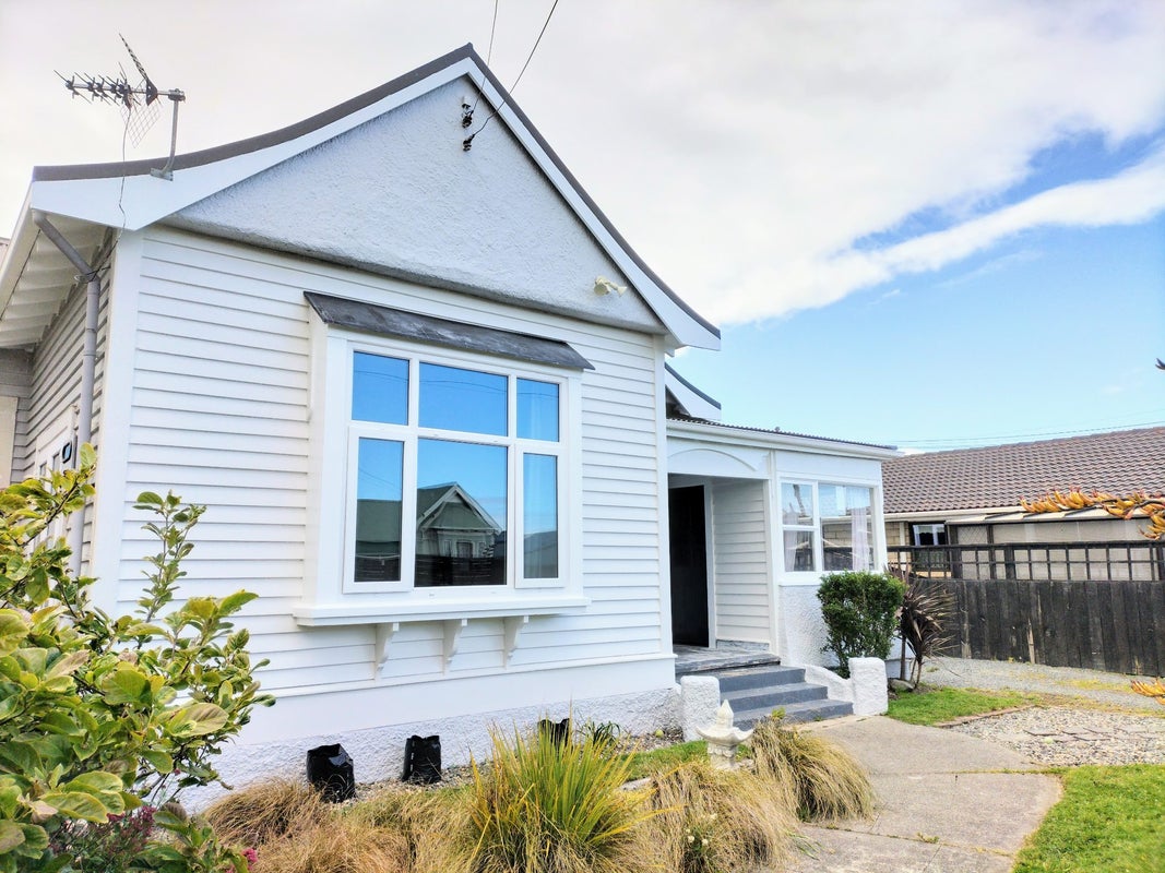 93 Queens Drive, Saint Kilda, Dunedin - Carousel 2