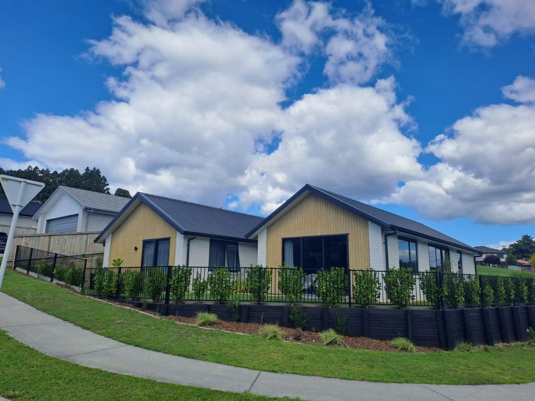 71 Hass Drive, Ohauiti, Tauranga - Carousel 1