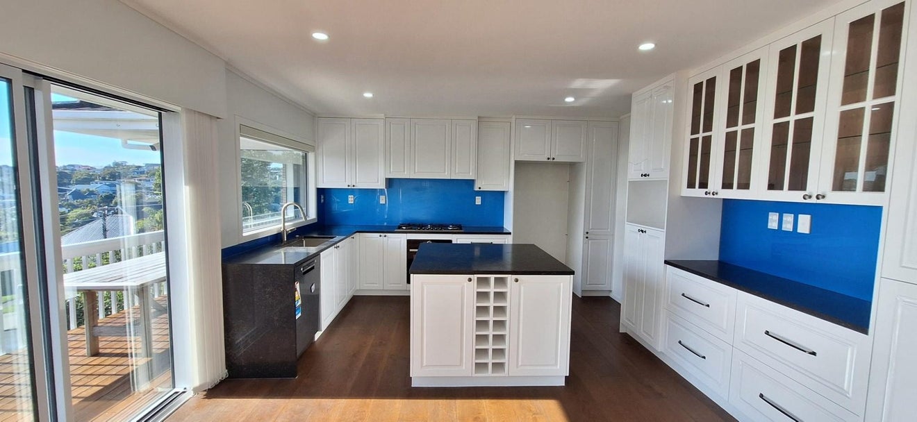 26 Masterton Road, Rothesay Bay, Auckland - Carousel 2