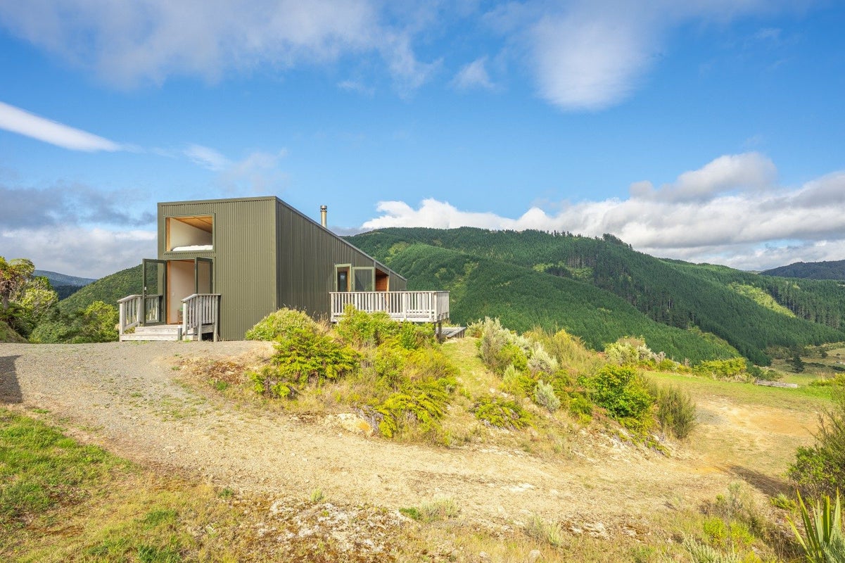 1309 Otaki Gorge Road, Hautere - Carousel 1