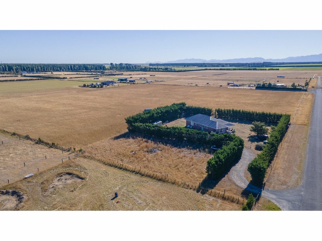 525 Downs Road, Eyrewell, West Eyreton - Carousel 26