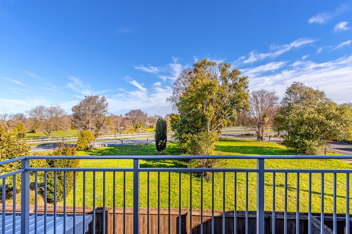 3//12 HEYWOOD TERRACE, Richmond, Christchurch - Carousel 12