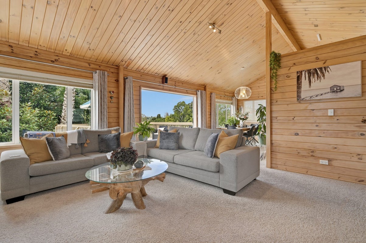 6 Te Koari Drive, Brookfield, Tauranga - Carousel 1
