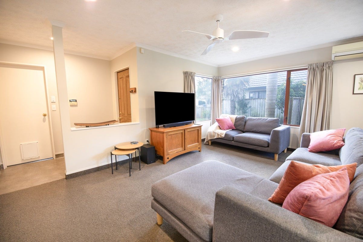 19 Bucksburn Place, Greenmeadows, Napier - Carousel 16