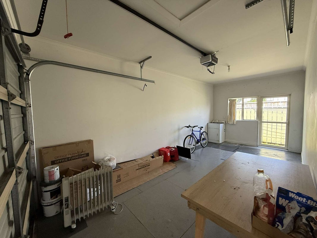 5/5 Pattie Street, Petone, Lower Hutt - Carousel 12