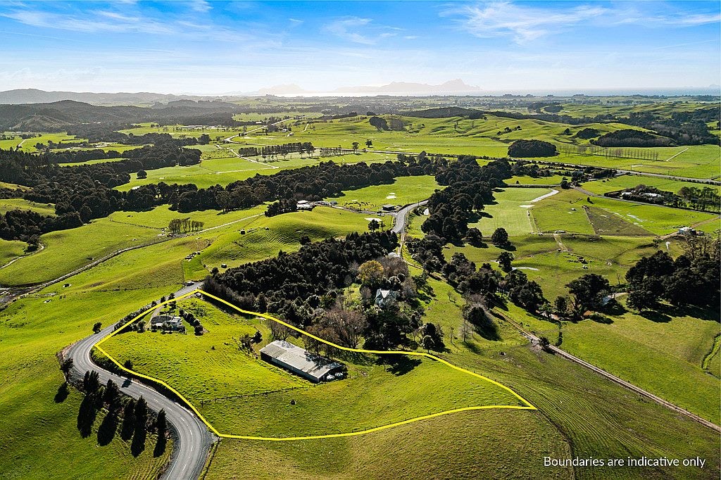 87 Brooks Road, Waipu, Waipu - Carousel 2