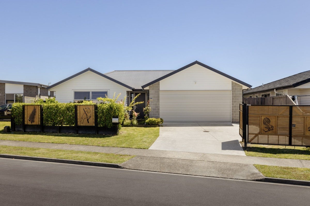11 Te Ataiti Lane, Pyes Pa, Tauranga - Carousel 1