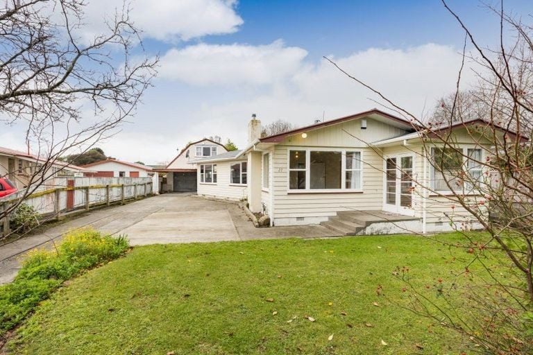 27 Newbury Street, Awapuni, Palmerston North - Carousel 2