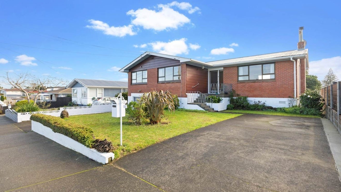 30 Milan Road, Papatoetoe, Auckland - Carousel 1