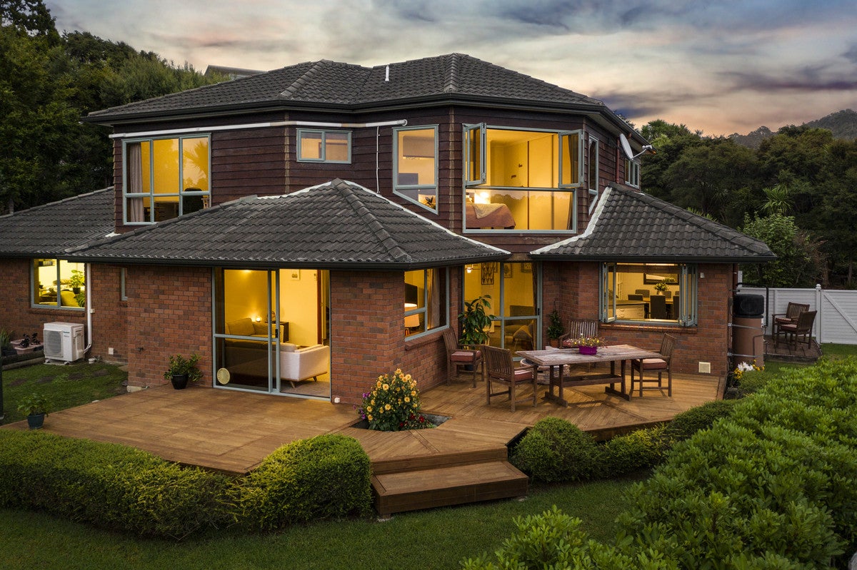 13 Bendalls Lane, Oratia, Auckland - Carousel 2