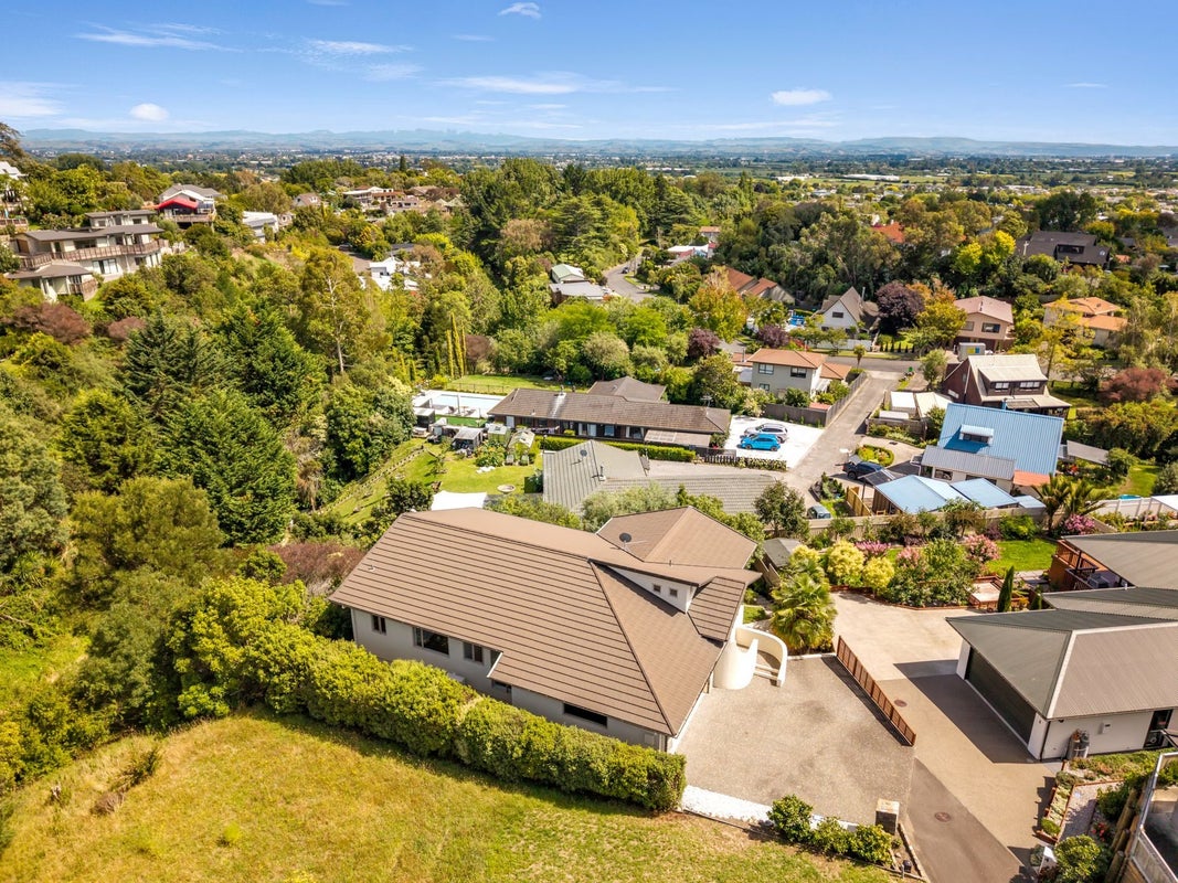 6 Burbury Ridge, Havelock North, Havelock North - Carousel 22