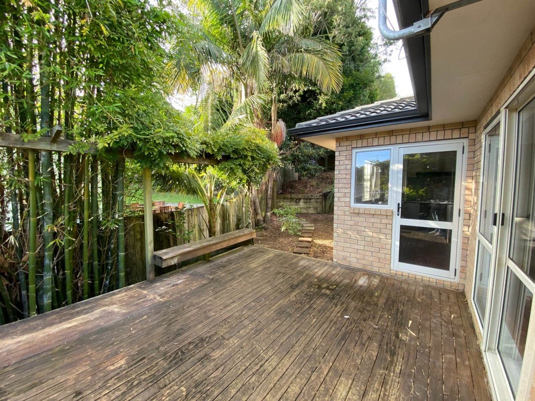 23A Downing Street, Glenfield, Auckland - Carousel 2