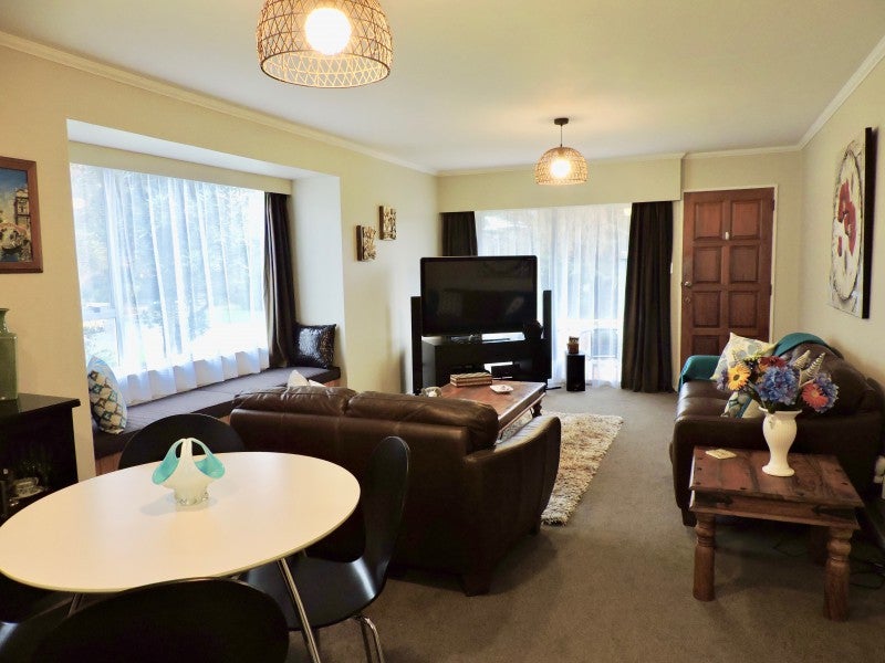 1 Halyard Place, Whitby, Porirua - Carousel 2