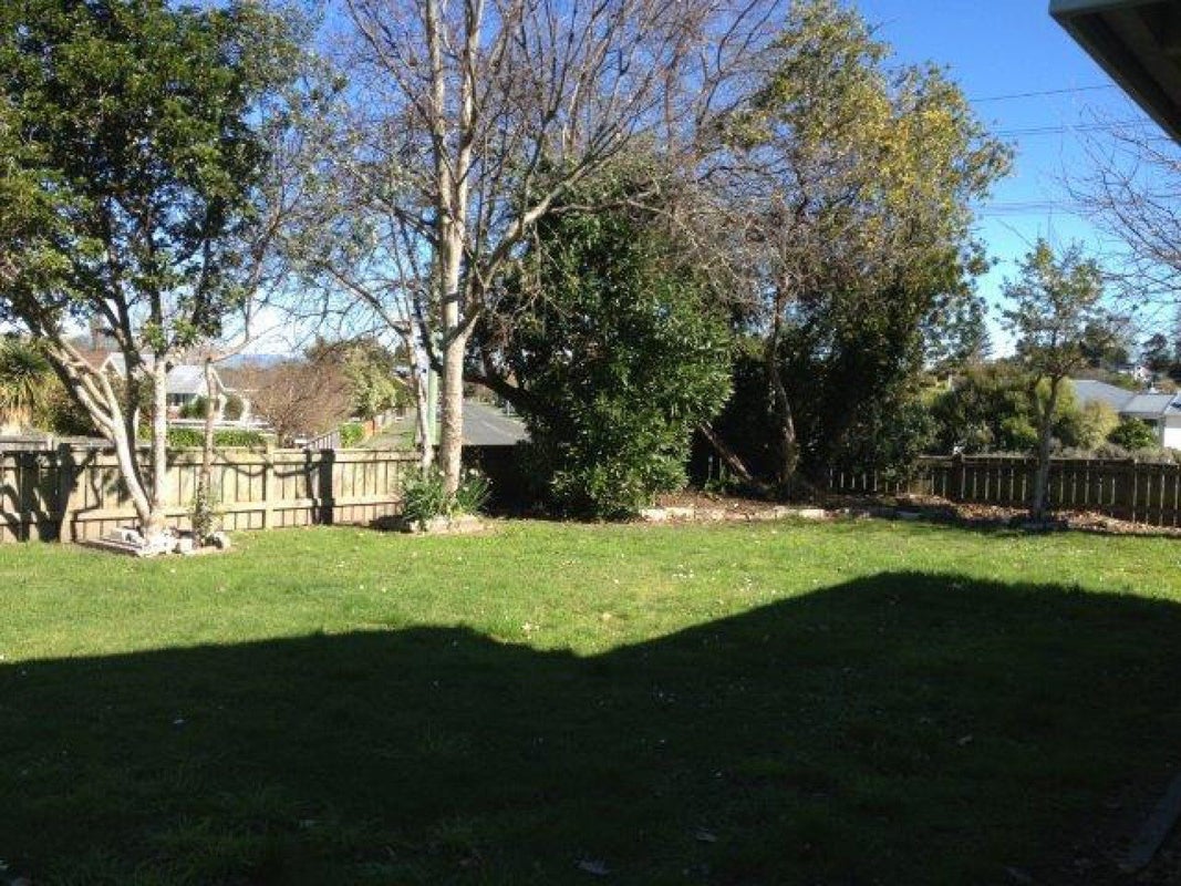 2 Stanford Crescent, Whataupoko, Gisborne - Carousel 2