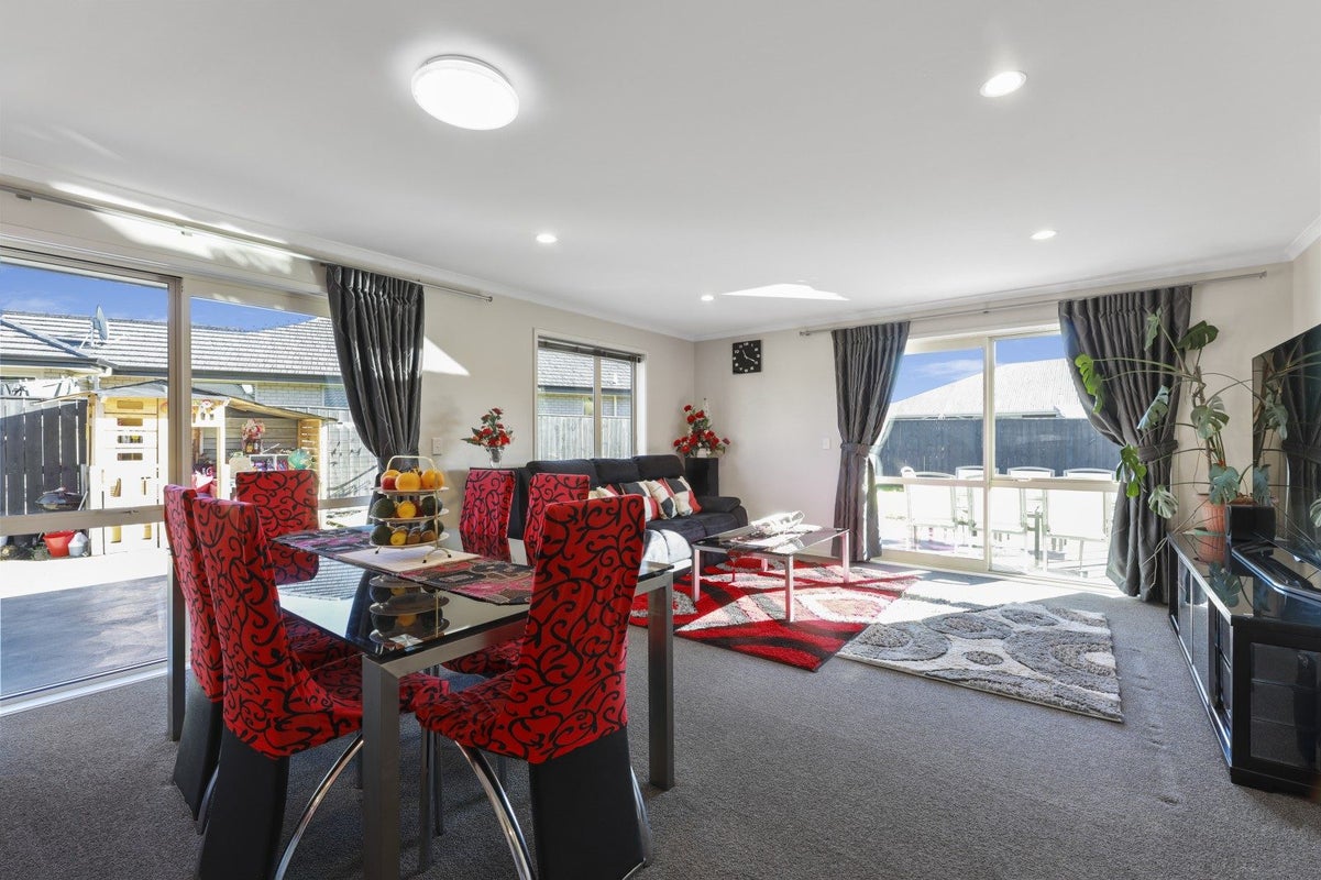 8 Grigg Drive, Witherlea, Blenheim - Carousel 2