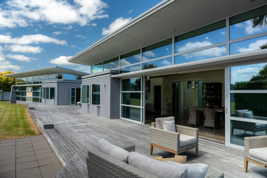 81 Rosewood Drive, Rosedale, Invercargill - Carousel 1
