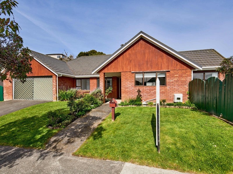 54 James Cook Drive, Whitby, Porirua - Carousel 1