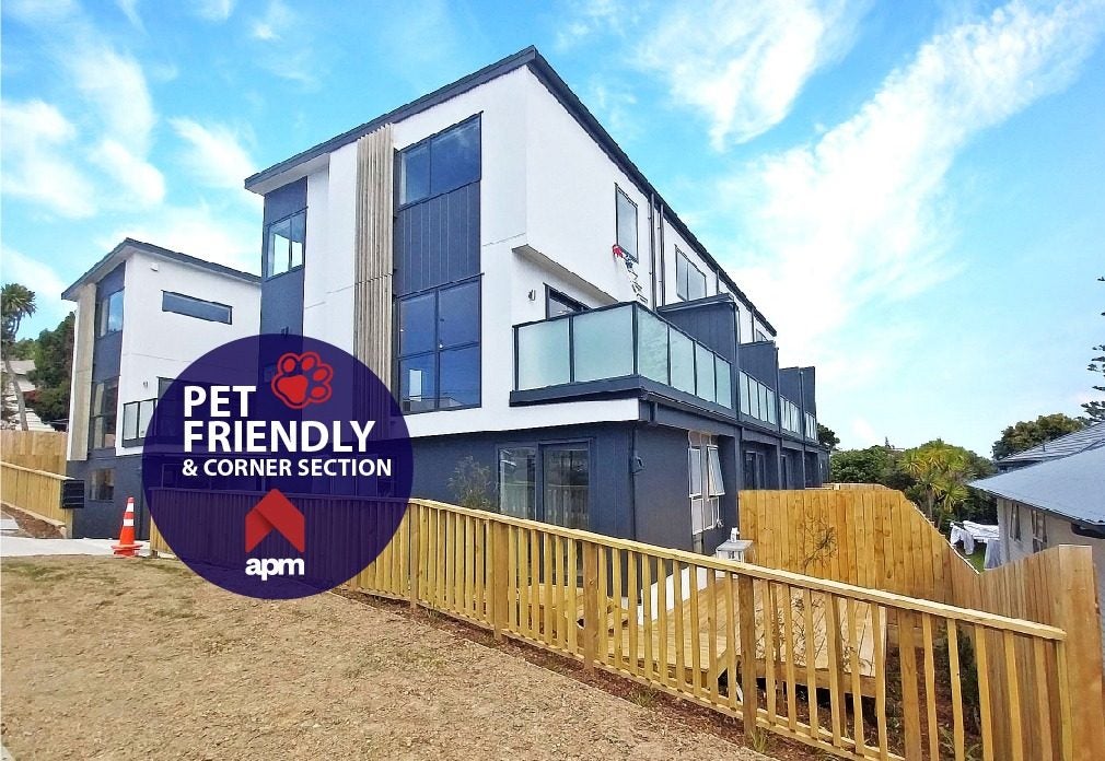 8/264 Rangatira Road, Beach Haven, Auckland - Carousel 1