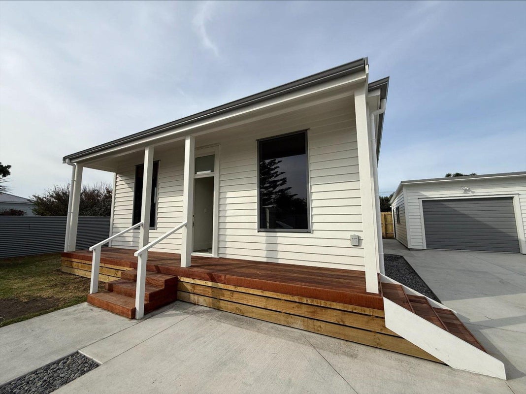87 Hinau Street, Castlecliff, Whanganui - Carousel 1