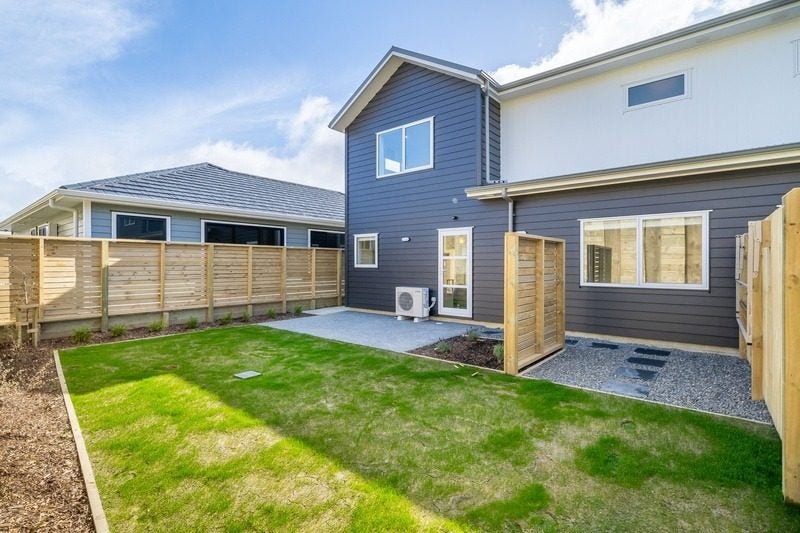 2 Takapo Grove, Kelson, Lower Hutt - Carousel 16