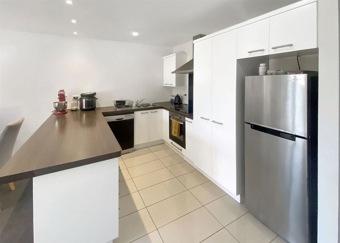 34C Taramea Place, Addington, Christchurch - Carousel 2
