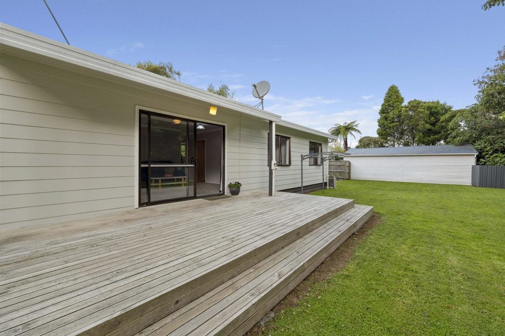 2/3 Lorne Street, Kaponga, Hawera - Carousel 1
