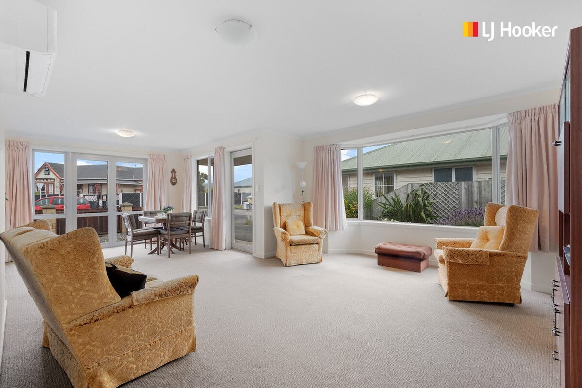 19A Queens Drive, Saint Kilda, Dunedin - Carousel 2