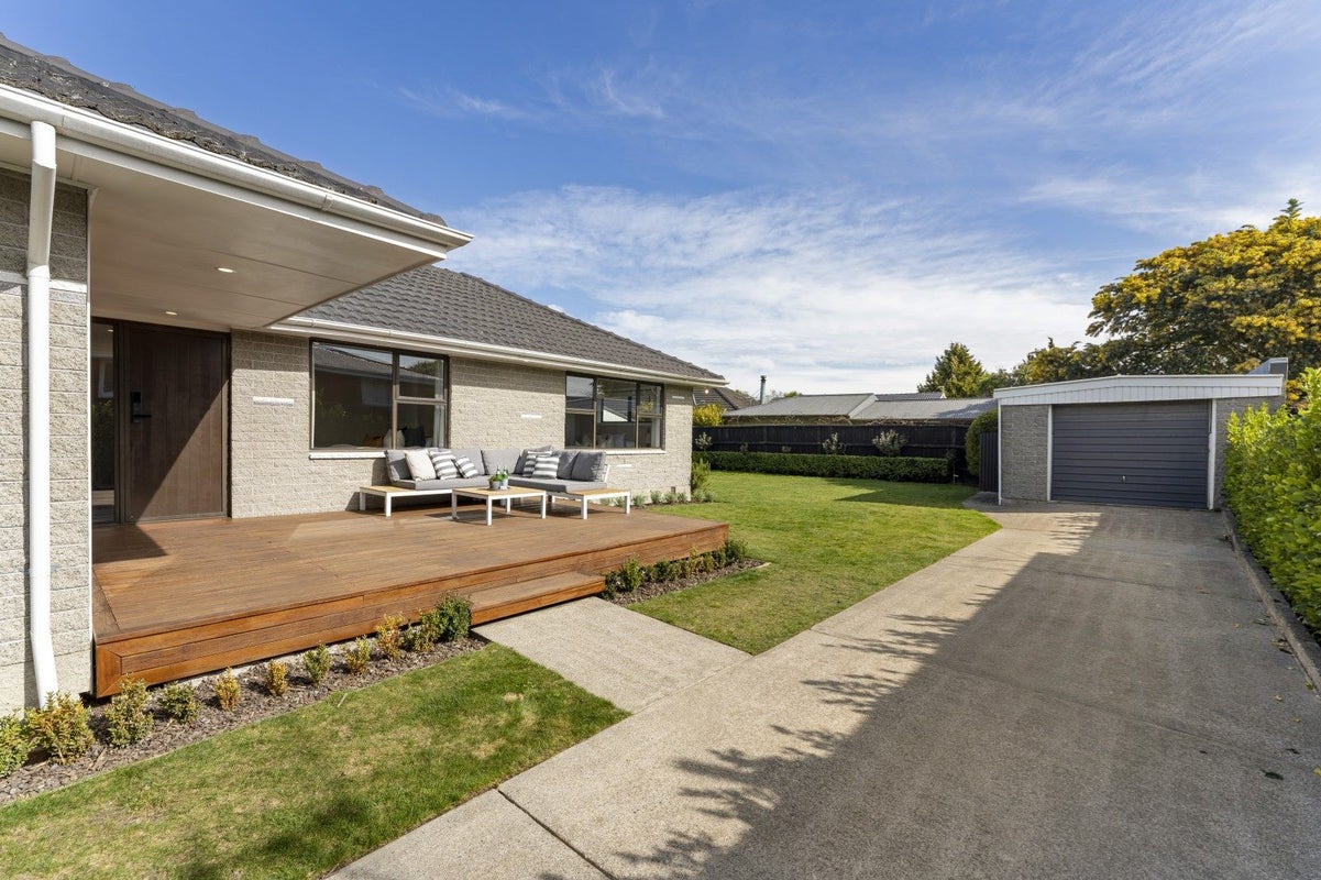3 Shamrock Place, Halswell, Christchurch - Carousel 2