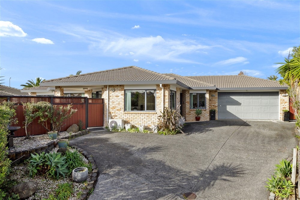 25 Gendo Avenue, Henderson, Auckland - Carousel 2