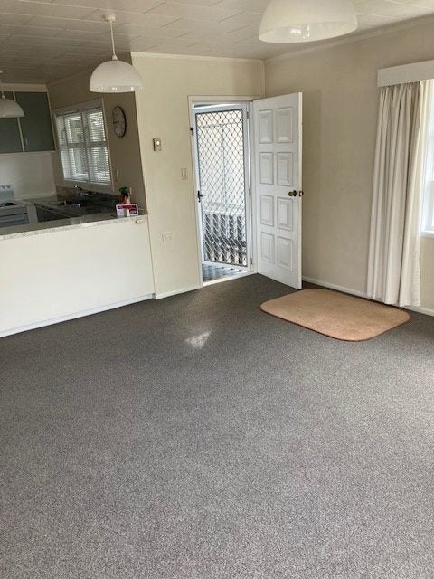 42 Vincent Street, Howick, Auckland - Carousel 2
