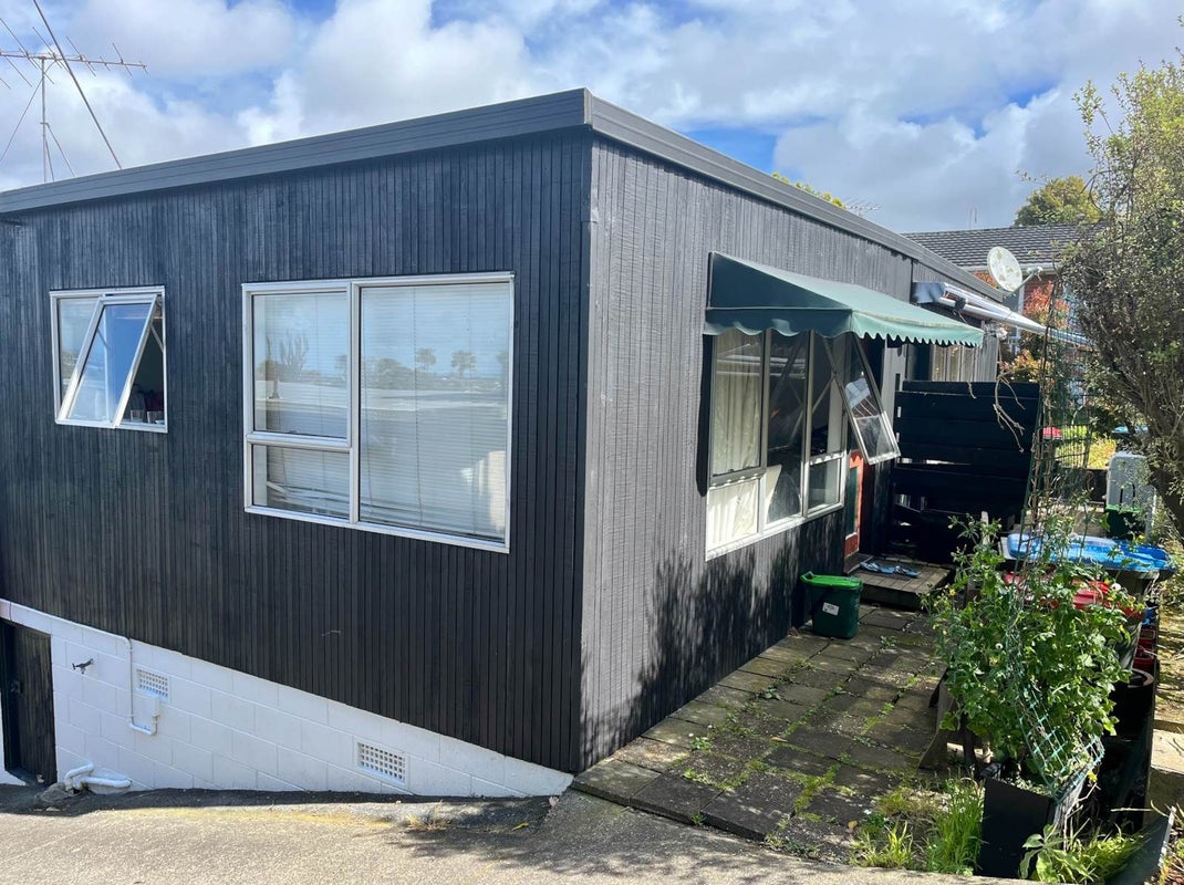 3/29 Simkin Avenue, St Johns, Auckland - Carousel 2