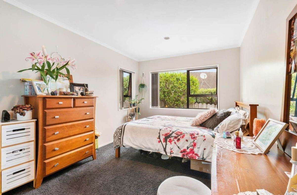 61 Coachman Drive, Flat Bush, Auckland - Carousel 5
